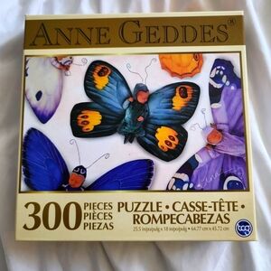 Anne Geddes butterfly puzzle 300 piece NWT